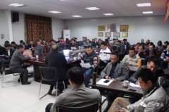  ��һˮ��������Ա��ͬ�����Ŷӽ�����ѵ�γ�